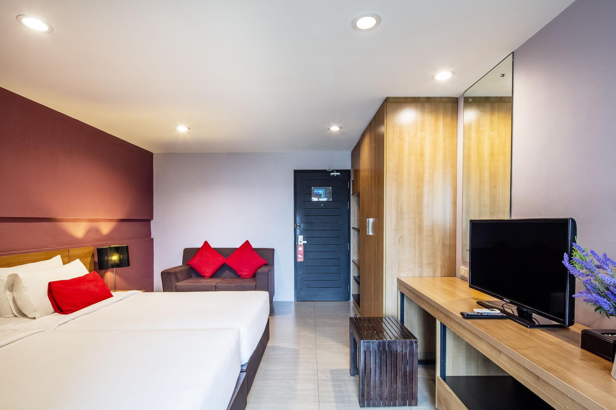 Livotel Hotel Lat Phrao Bangkok Bagian luar foto