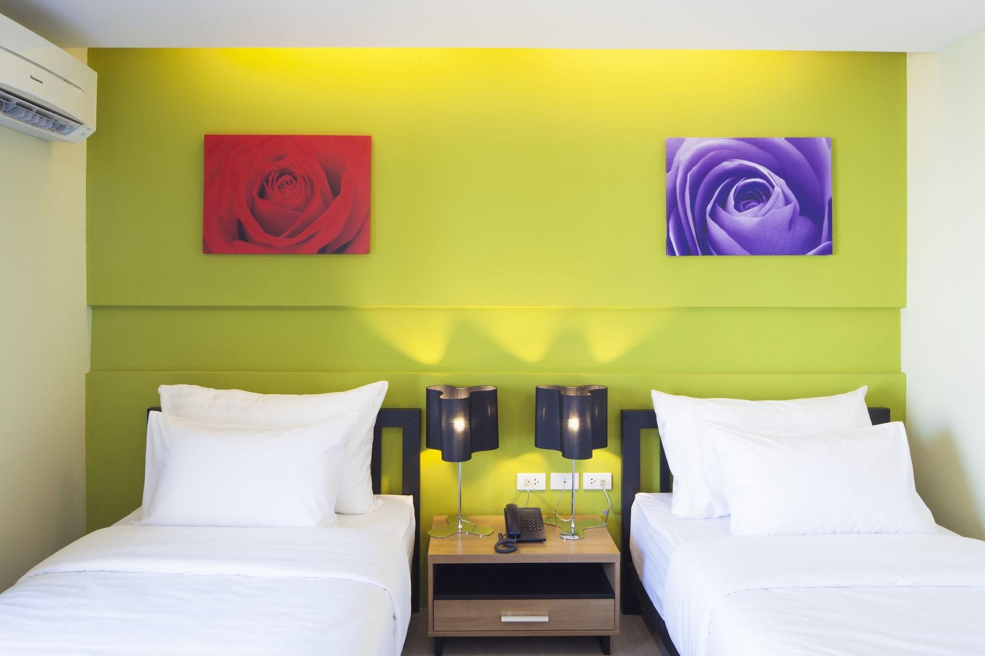 Livotel Hotel Lat Phrao Bangkok Bagian luar foto